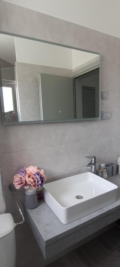 Apartmani Fenestra Tesla I Faust Otočac Extérieur photo